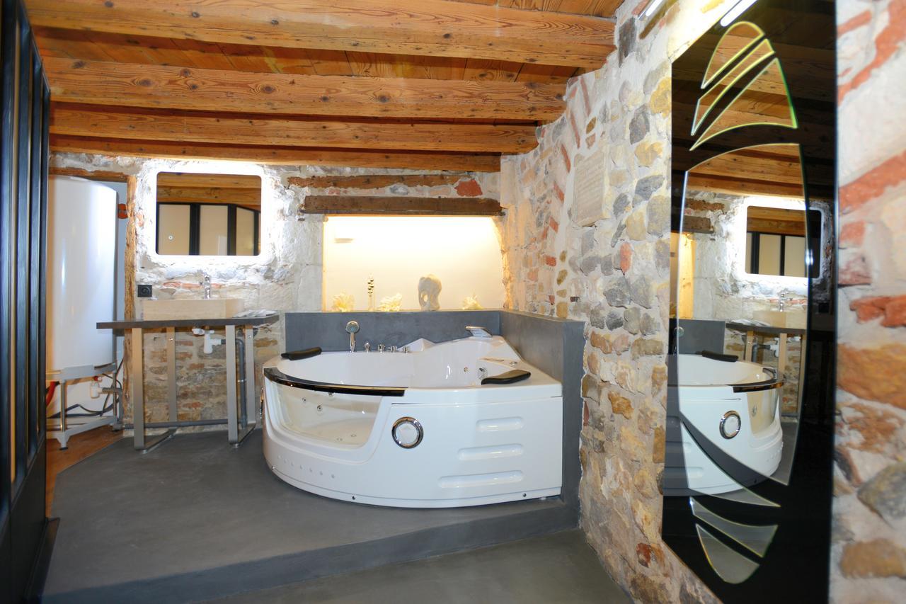 Le Clos De Sainte Croix Лион Экстерьер фото